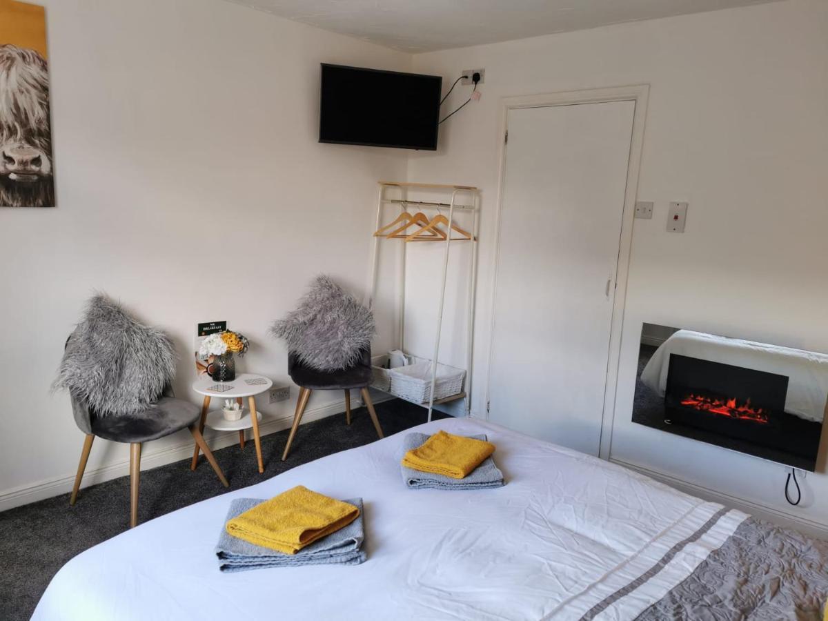 The Coach House Hotel Кегуърт Екстериор снимка