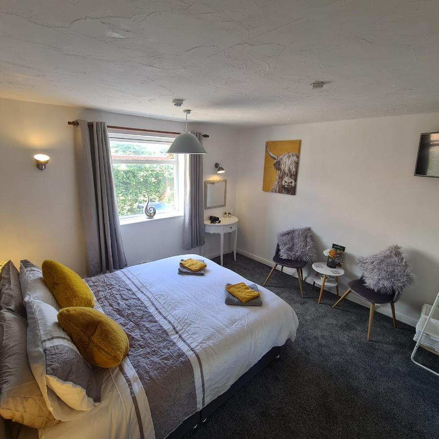 The Coach House Hotel Кегуърт Екстериор снимка